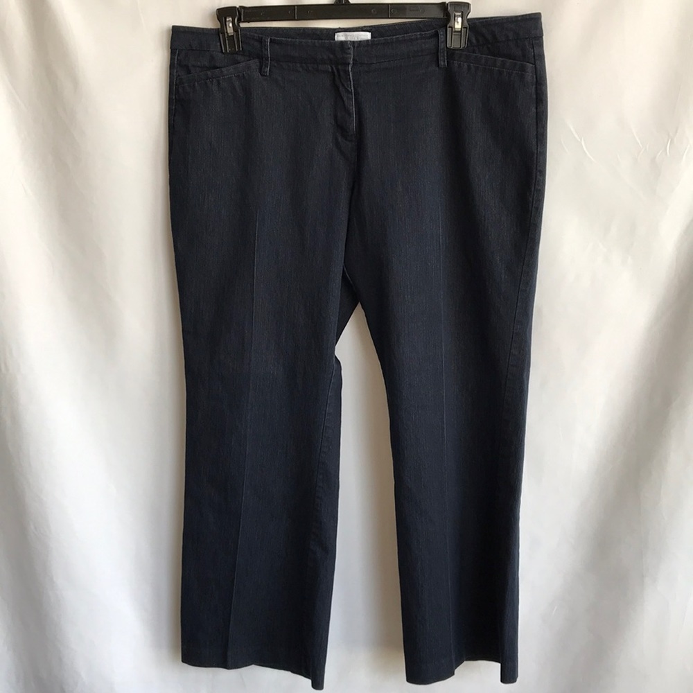 New York & Company dark wash straight leg jeans